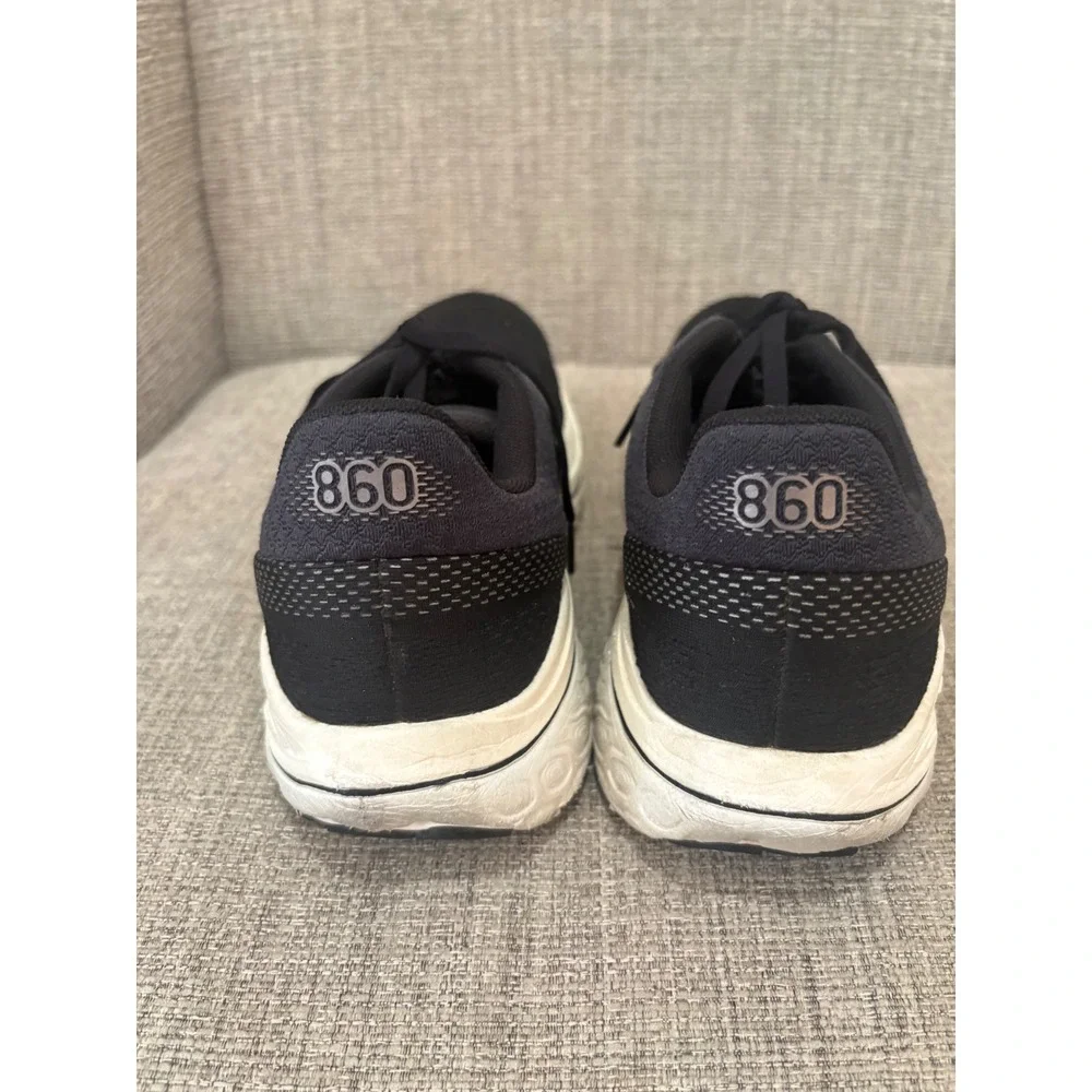 New Balance Fresh Foam X 860v13 Black White Running Shoes Women 9.5/Men 8